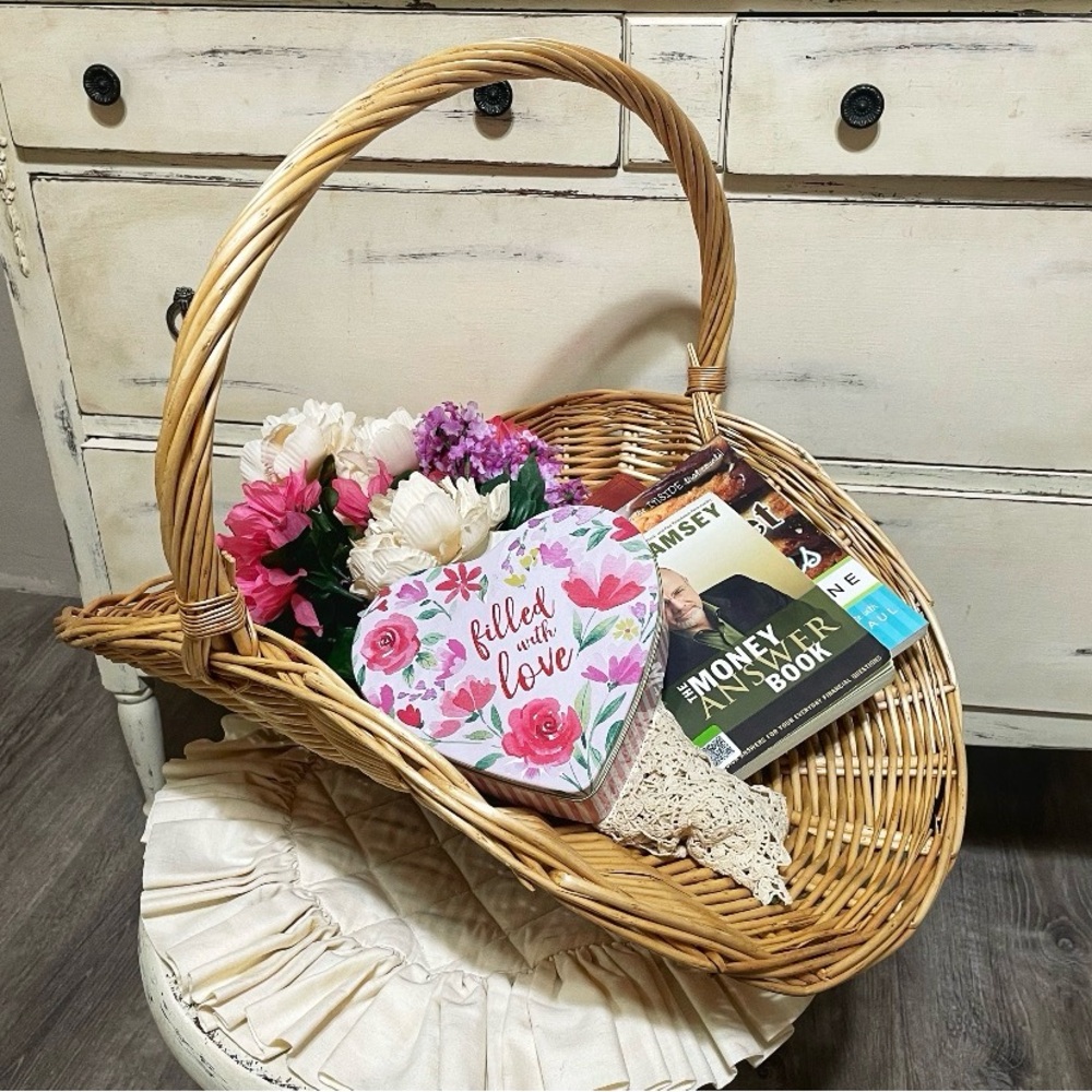 Natural Wicker Gift Basket